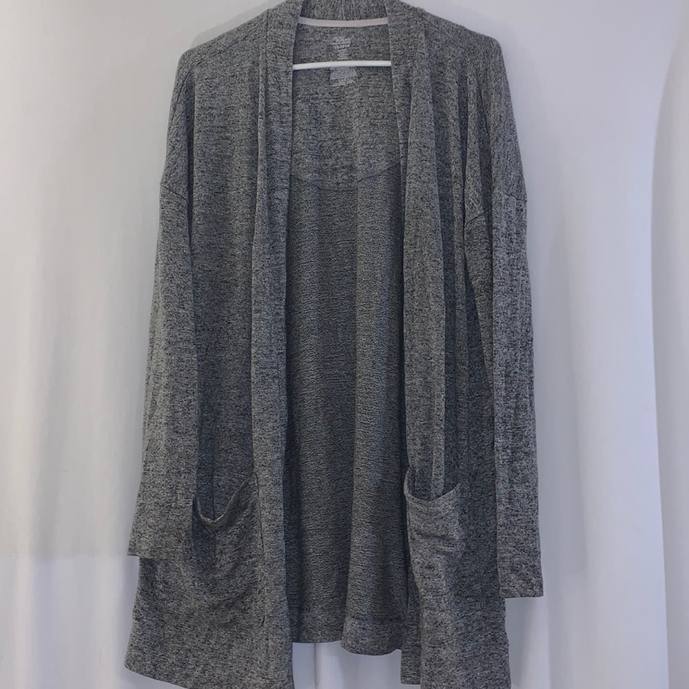 Cozy cardigan!❤️